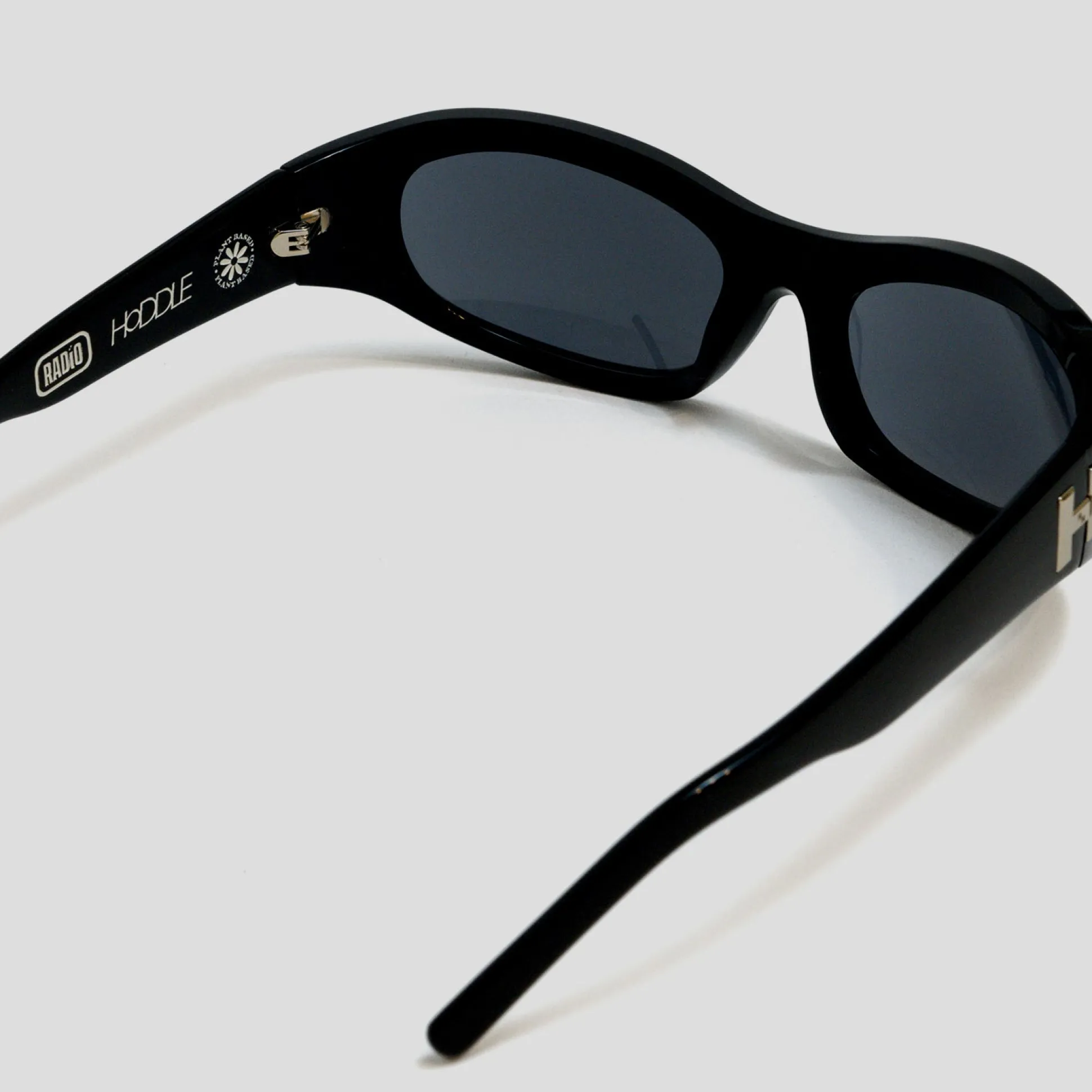 Hoddle & Radio Prestigio Sunglasses - Black