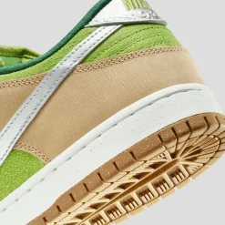 Nike SB Dunk Low Pro WC - Escargot Sesame