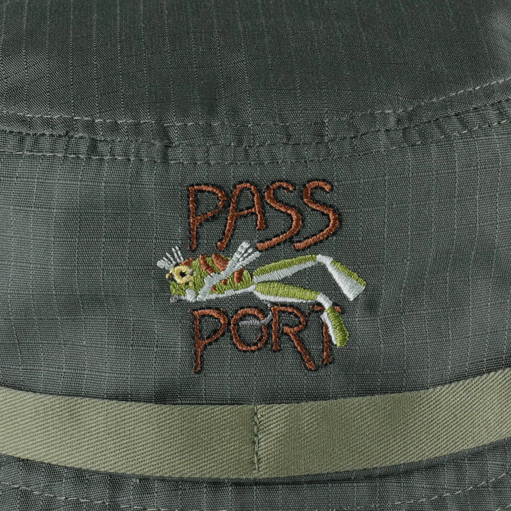 Pass~Port Frog Lure Anglers Bucket Hat - Moss