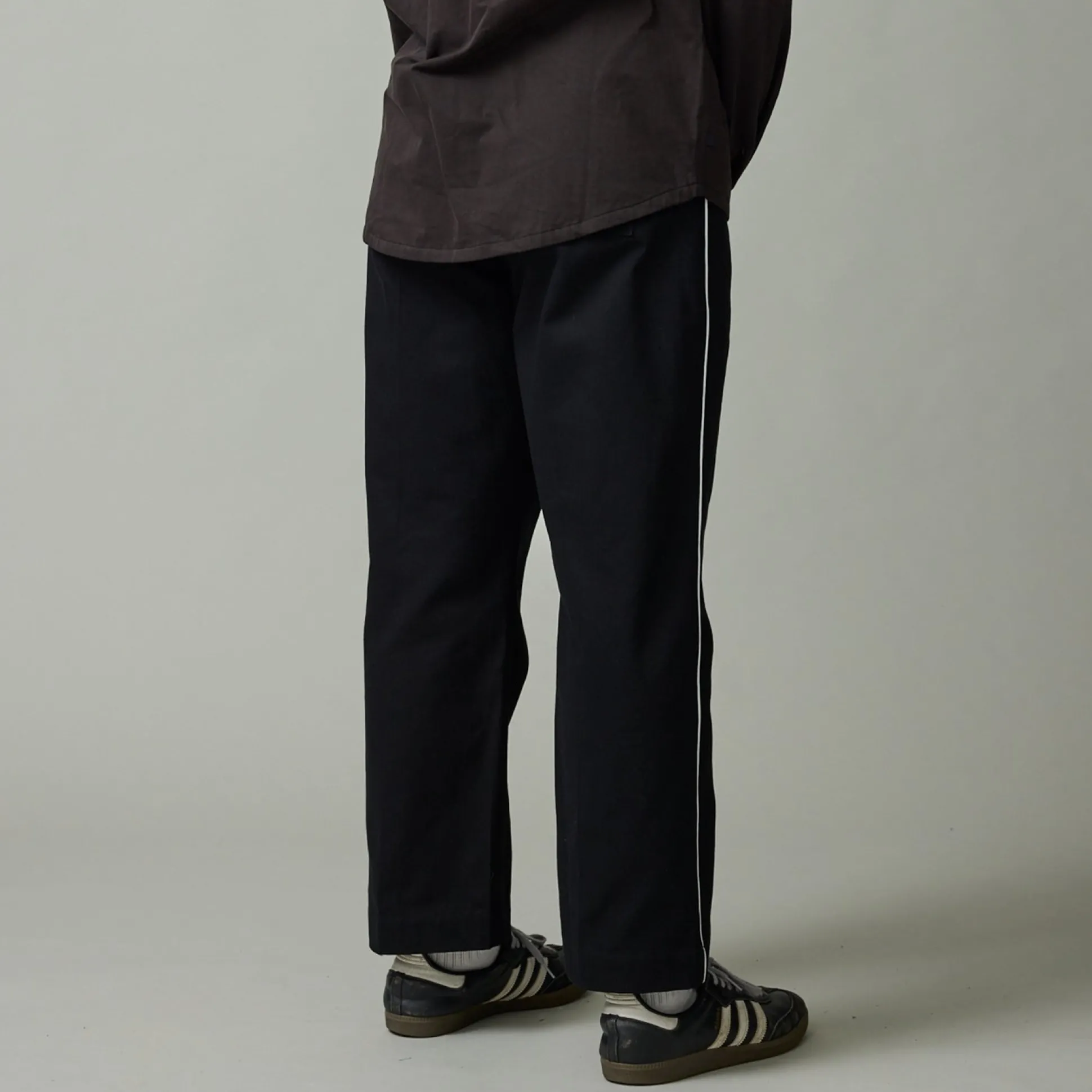 Pass~Port Herringbone Leagues Club Side Stripe Pant - Black / White St