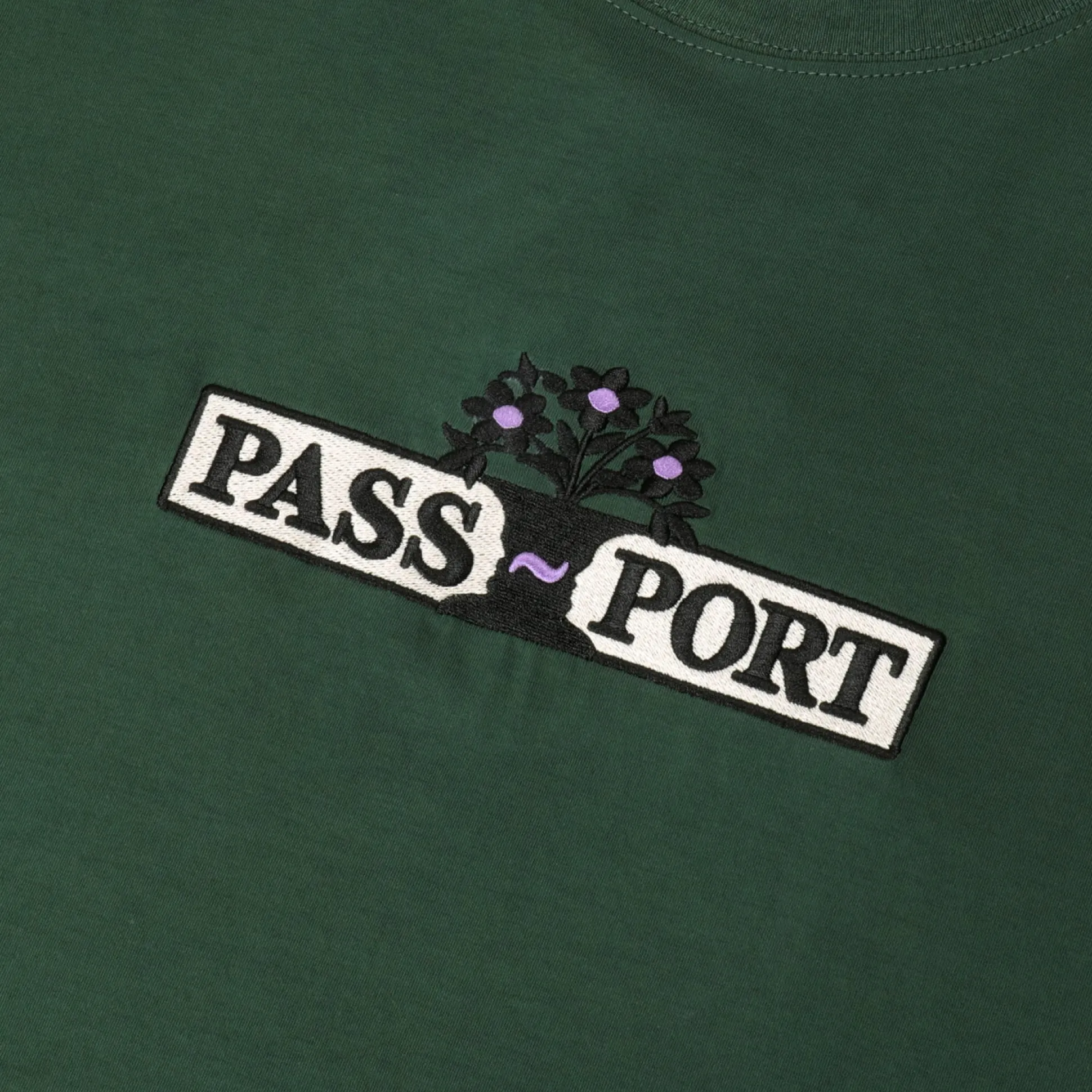 Pass~Port House Plant Organic Tee - Gumnut Green