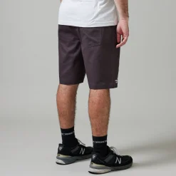 Pass~Port Peaks and Valleys Casual Short - Tar