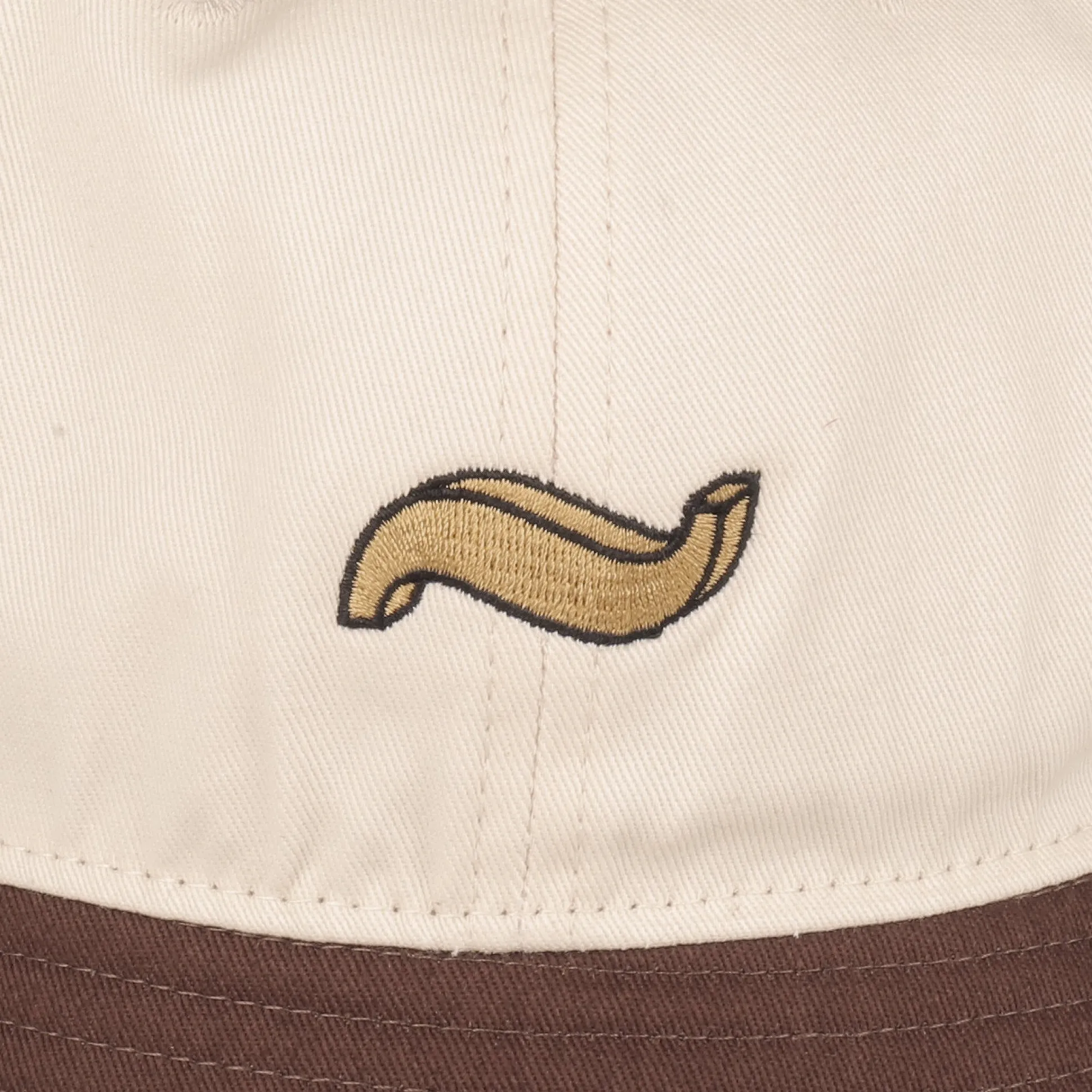 PASS~PORT "TILDE" BUCKET HAT CHOC